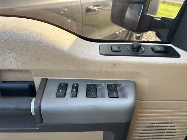 2013 Ford Super Duty F-250 Pickup Lariat