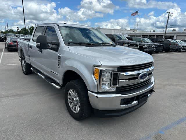 2017 Ford Super Duty F-250 SRW XLT