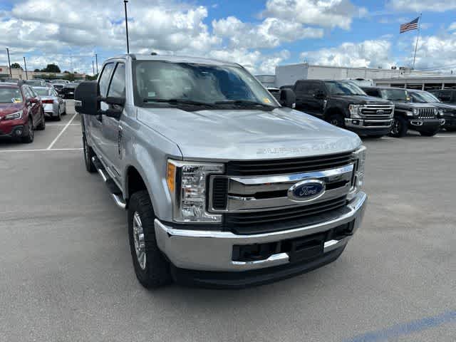 2017 Ford Super Duty F-250 SRW XLT