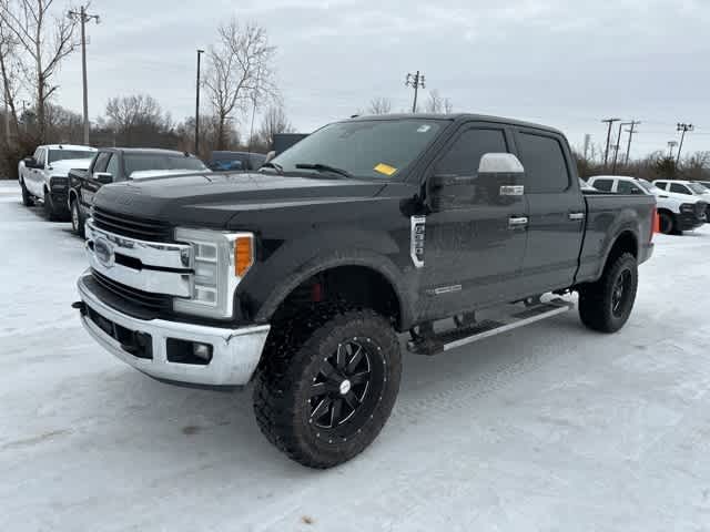 2017 Ford Super Duty F-350 SRW Lariat