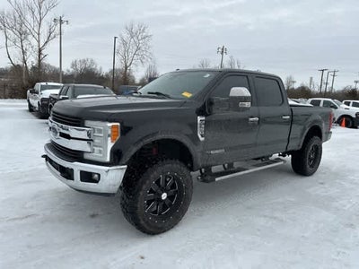 2017 Ford Super Duty F-350 SRW Lariat