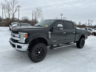 2017 Ford Super Duty F-350 SRW Lariat