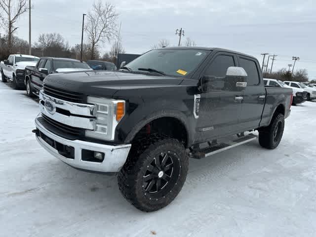 2017 Ford Super Duty F-350 SRW Lariat