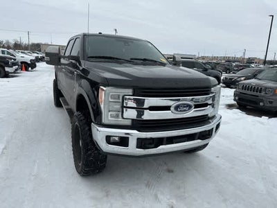 2017 Ford Super Duty F-350 SRW Lariat