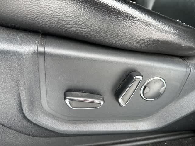 2017 Ford Super Duty F-350 SRW Lariat