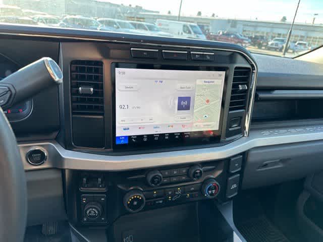 2023 Ford Super Duty F-350 SRW XLT