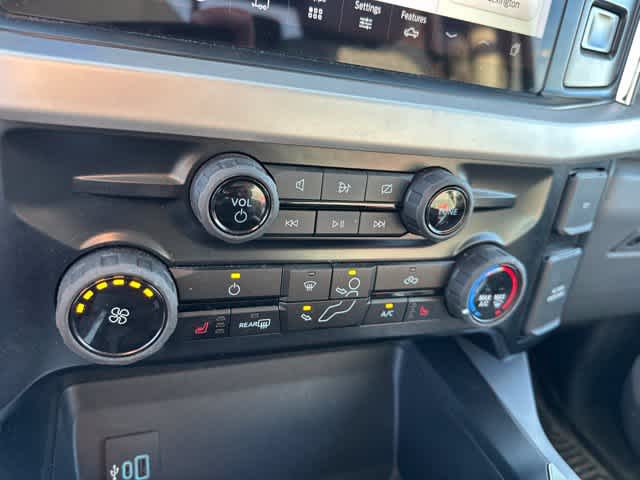 2023 Ford Super Duty F-350 SRW XLT
