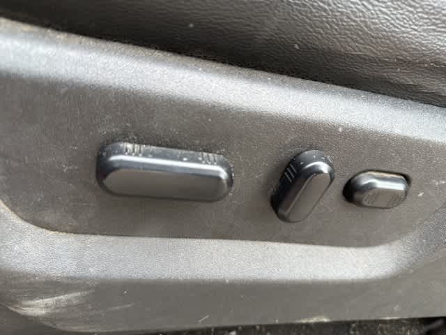 2014 Ford Super Duty F-350 SRW Lariat