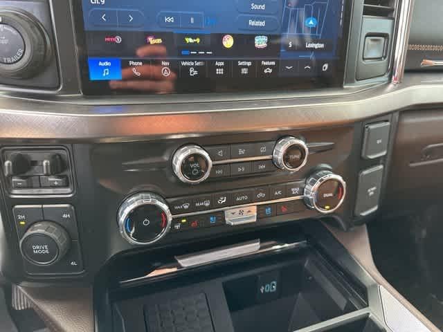 2024 Ford Super Duty F-350 DRW King Ranch