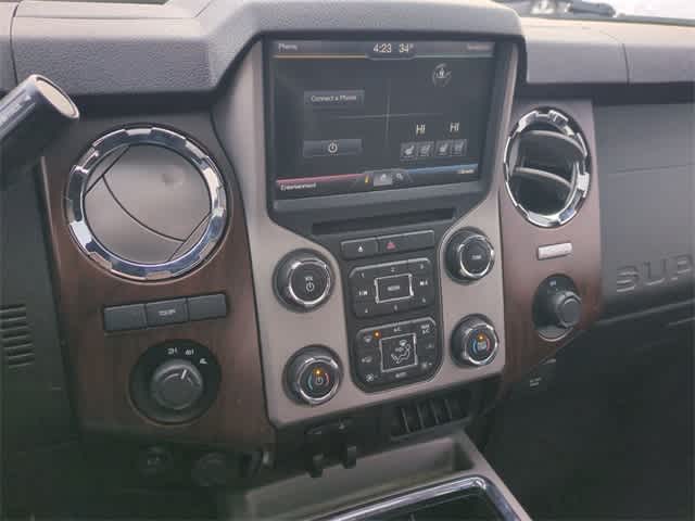 2015 Ford Super Duty F-350 DRW Lariat