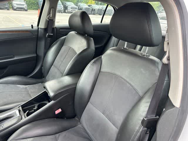 2012 Chevrolet Malibu LT w/2LT