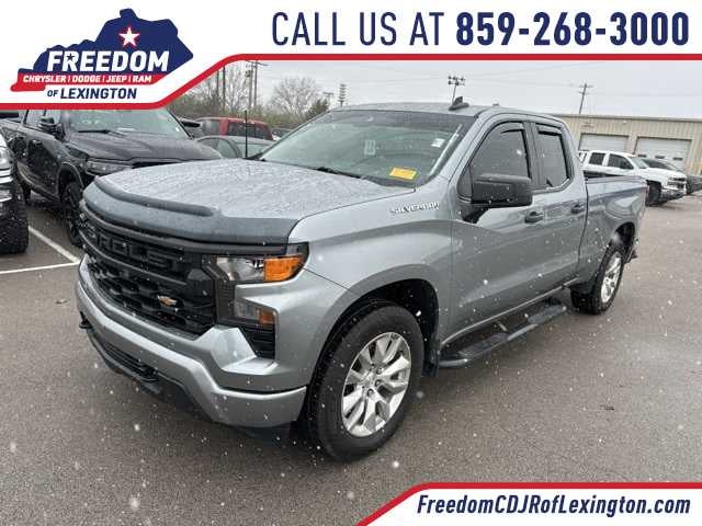 2023 Chevrolet Silverado 1500 Custom