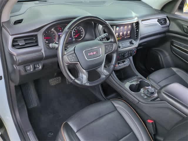 2021 GMC Acadia AT4