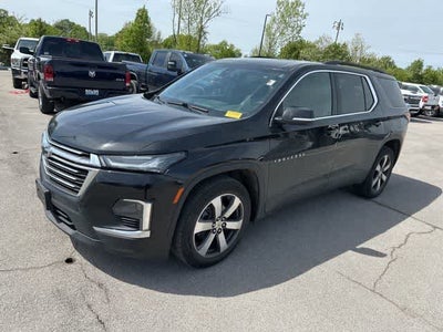 2023 Chevrolet Traverse LT Leather