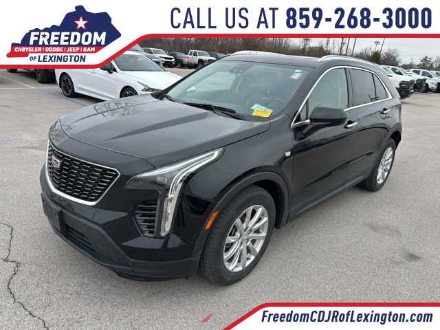 2022 Cadillac XT4 AWD Luxury