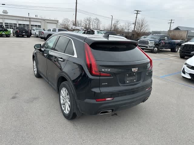 2022 Cadillac XT4 AWD Luxury