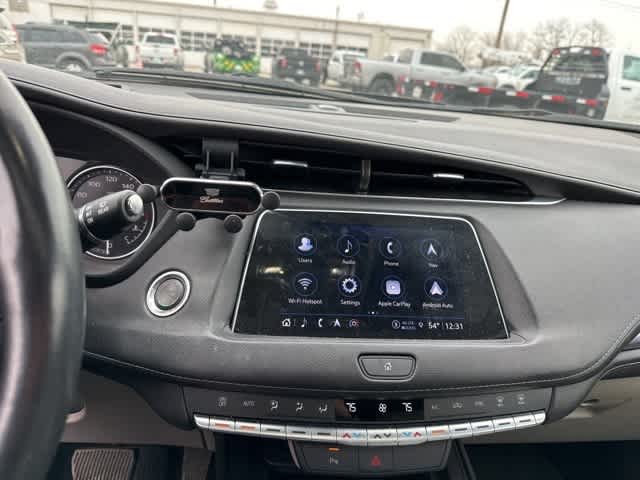 2022 Cadillac XT4 AWD Luxury