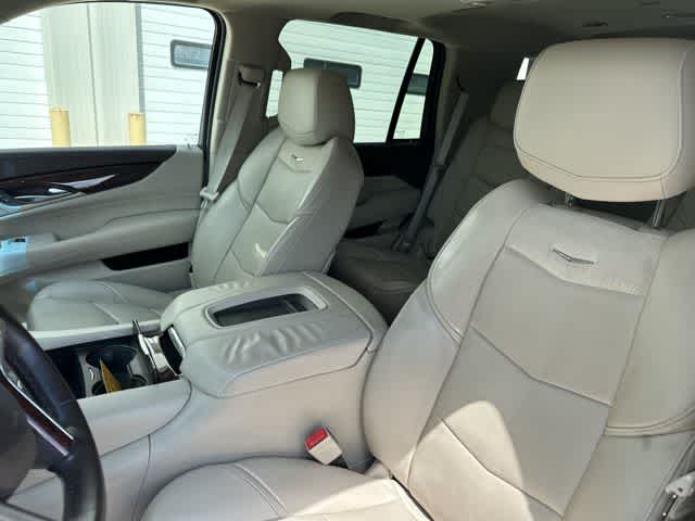 2015 Cadillac Escalade Luxury