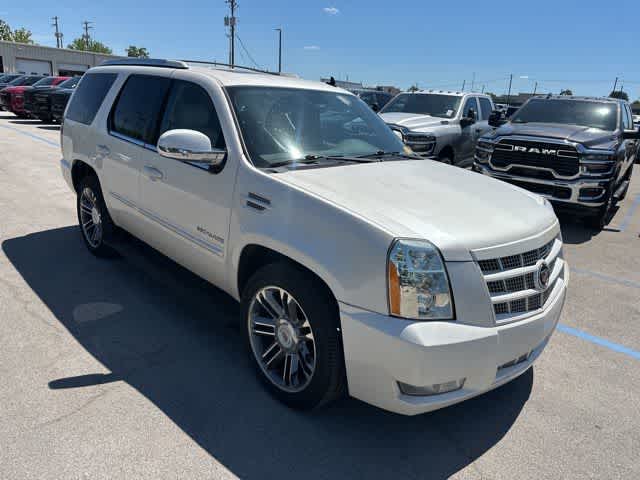 2013 Cadillac Escalade Premium