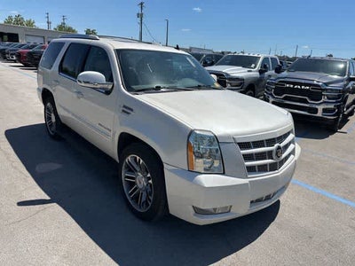 2013 Cadillac Escalade Premium
