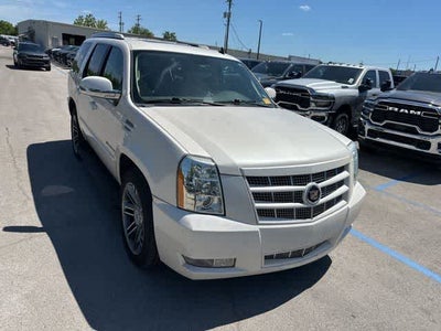 2013 Cadillac Escalade Premium