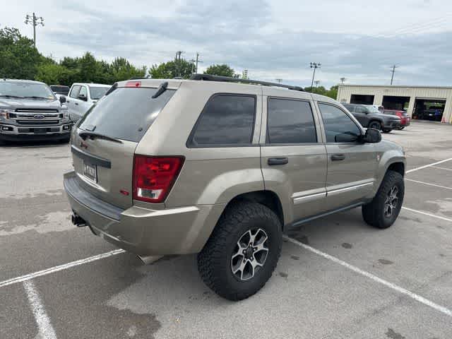 2005 Jeep Grand Cherokee Laredo
