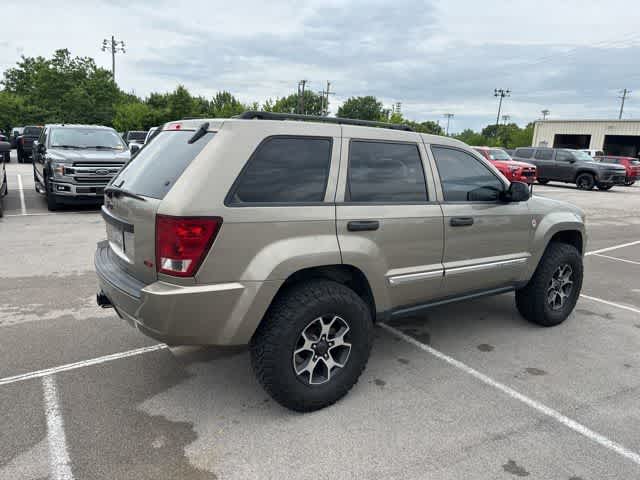 2005 Jeep Grand Cherokee Laredo