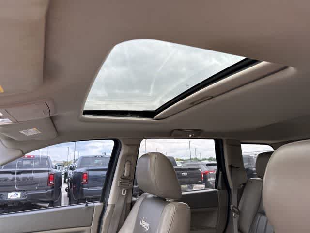 2005 Jeep Grand Cherokee Laredo