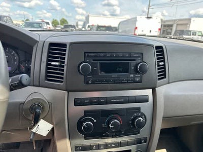 2006 Jeep Grand Cherokee Laredo