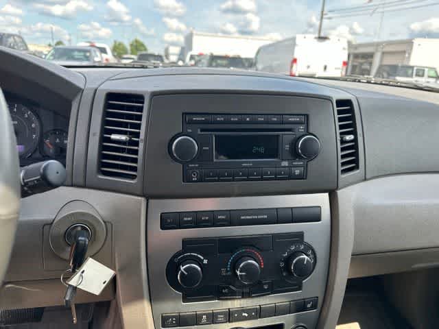2006 Jeep Grand Cherokee Laredo