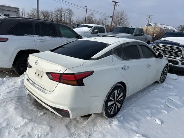 2022 Nissan Altima 2.5 SV