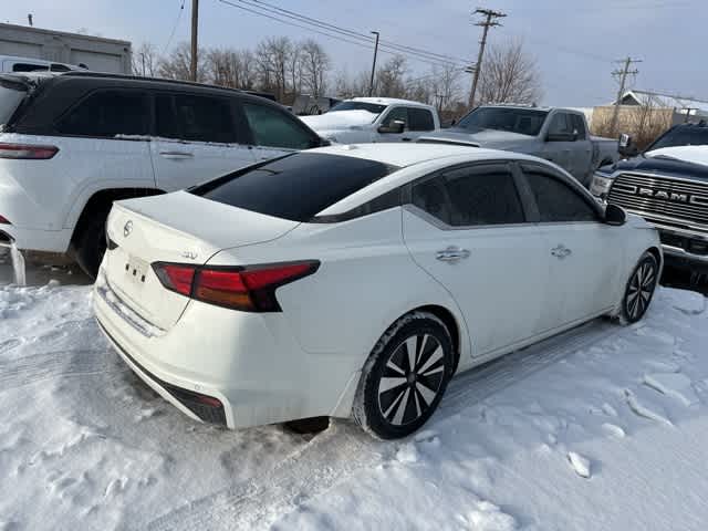 2022 Nissan Altima 2.5 SV