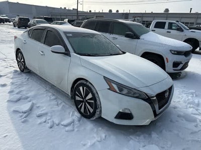 2022 Nissan Altima 2.5 SV