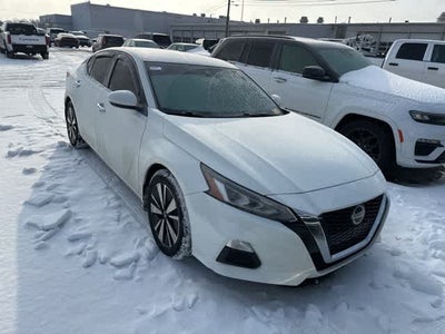 2022 Nissan Altima 2.5 SV