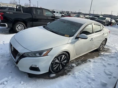 2022 Nissan Altima 2.5 SV