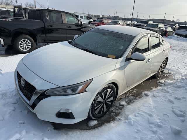 2022 Nissan Altima 2.5 SV
