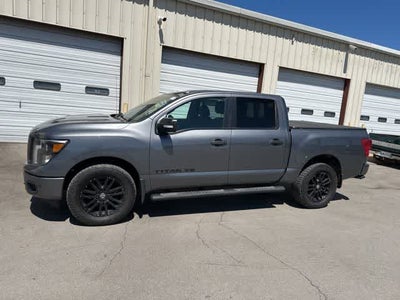 2019 Nissan Titan SV
