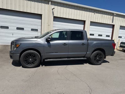 2019 Nissan Titan SV