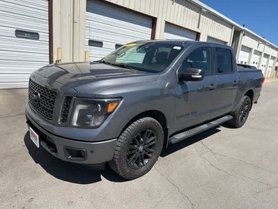 2019 Nissan Titan SV