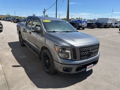2019 Nissan Titan SV