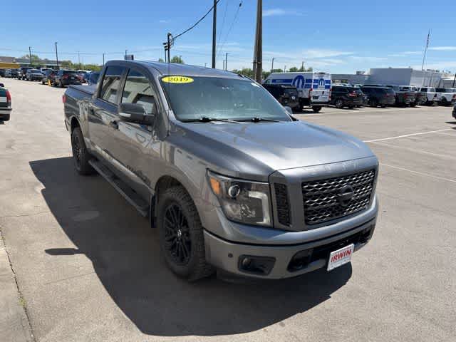 2019 Nissan Titan SV
