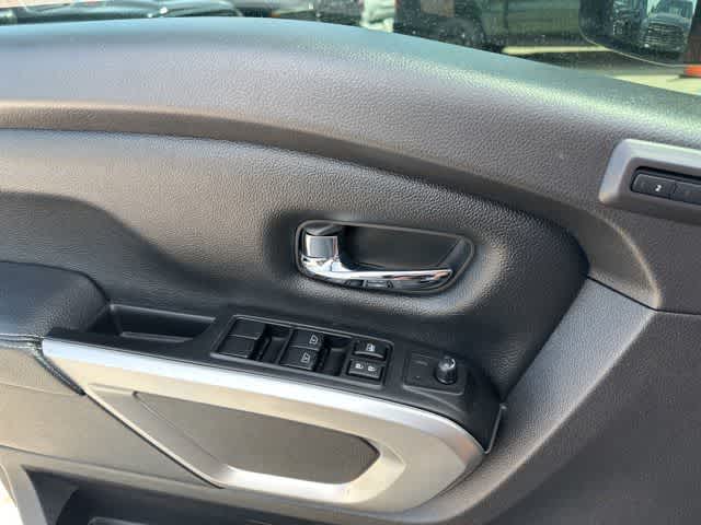 2017 Nissan Titan PRO-4X
