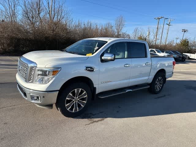 2017 Nissan Titan SL