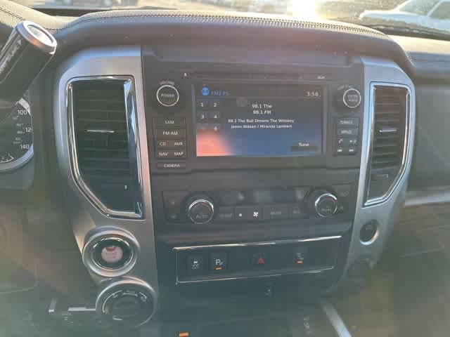 2017 Nissan Titan SL