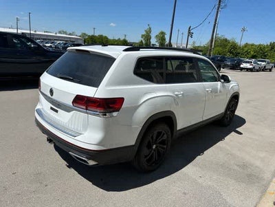 2022 Volkswagen Atlas 3.6L V6 SE w/Technology
