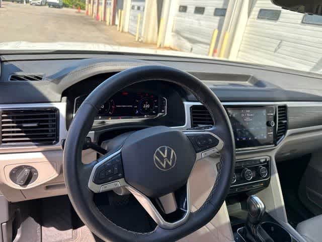 2022 Volkswagen Atlas 3.6L V6 SE w/Technology