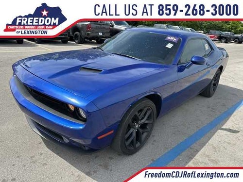 2022 Dodge Challenger SXT