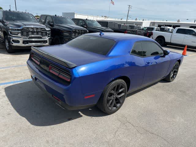 2022 Dodge Challenger SXT