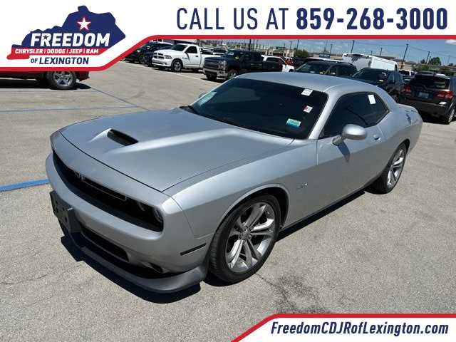 2022 Dodge Challenger R/T's photo