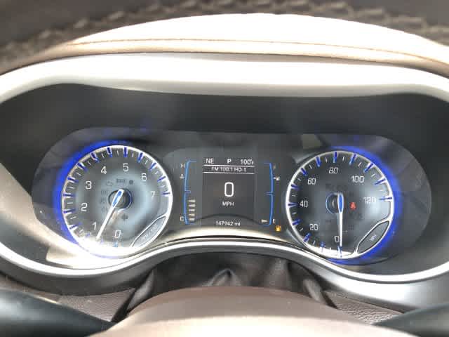 2017 Chrysler Pacifica Touring-L
